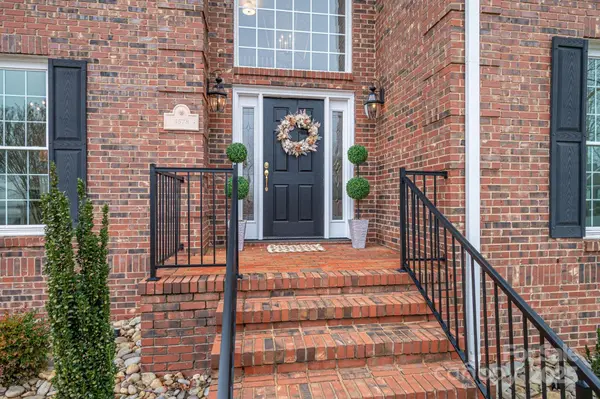 3578 Savannah LN, Claremont, NC 28610