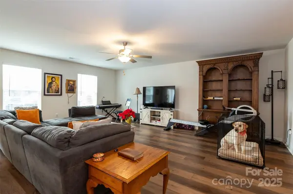 293 Belcaro DR, Kings Mountain, NC 28086