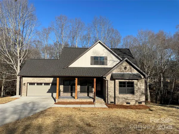 136 Walking Horse RUN, Stanley, NC 28164
