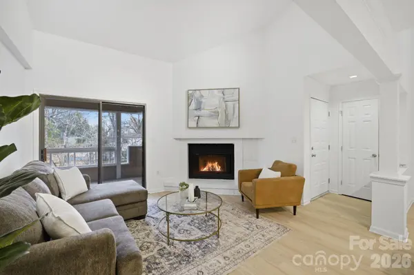 413 W 8th ST, Charlotte, NC 28202