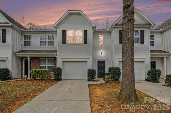 7611 Abigail Glen DR, Charlotte, NC 28212
