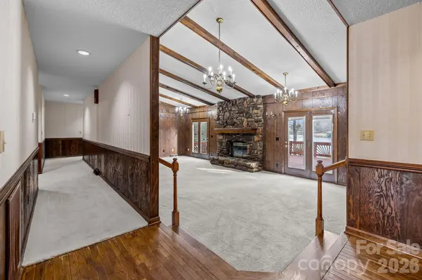 8420 Catawba Cove DR, Belmont, NC 28012