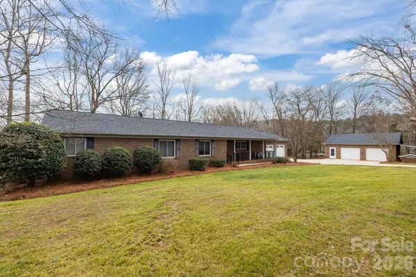 8420 Catawba Cove DR, Belmont, NC 28012
