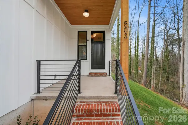 503 5th AVE NE, Conover, NC 28613