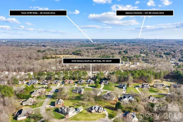 5244 Hickory Knoll LN, Mount Holly, NC 28120