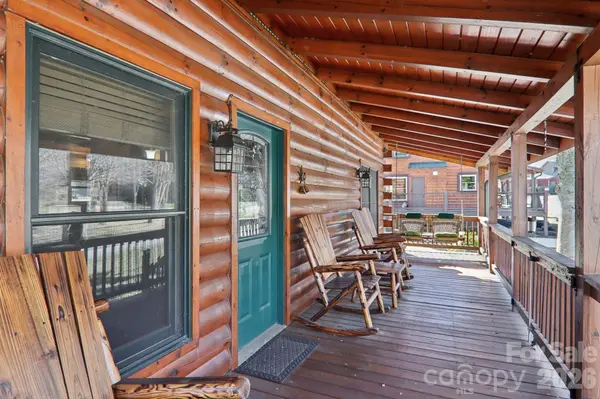 54 Meandering WAY, Maggie Valley, NC 28751