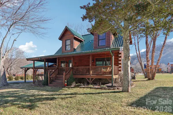 54 Meandering WAY, Maggie Valley, NC 28751