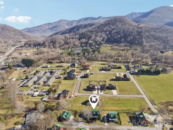 54 Meandering WAY, Maggie Valley, NC 28751