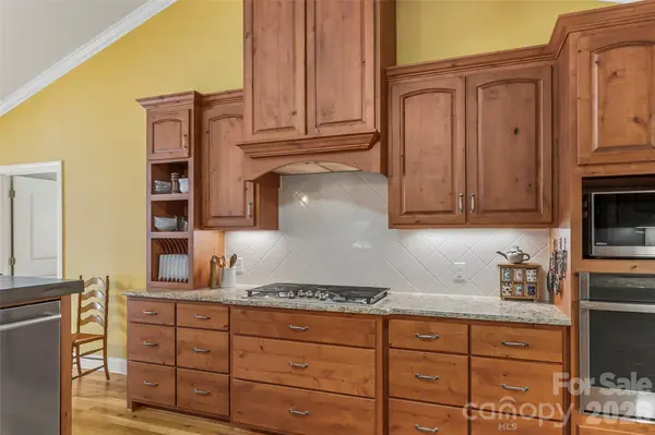 44 Whitman CT, Taylorsville, NC 28681