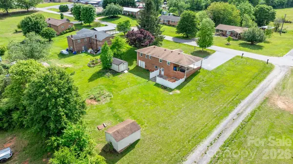 2609 Raintree ST, Connelly Springs, NC 28612