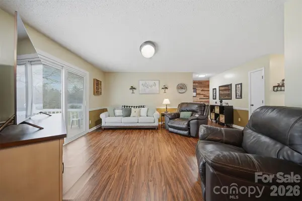 2735 Sides AVE, Connelly Springs, NC 28612