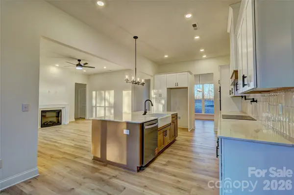 318 Harbor View DR #45, Cherryville, NC 28021