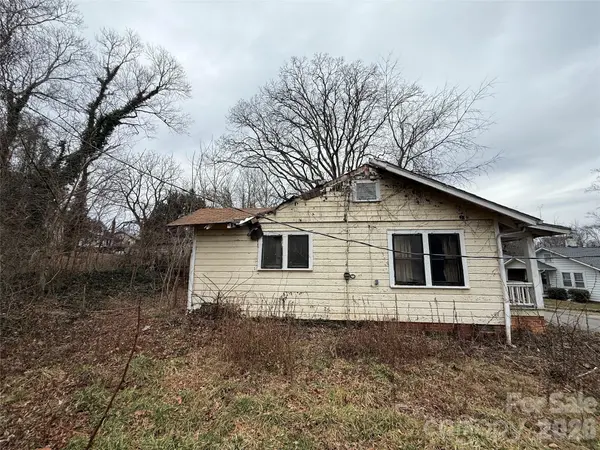 24 Dysart ST, Asheville, NC 28806