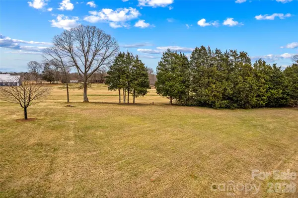 125 Cloud Top LN, Mooresville, NC 28115