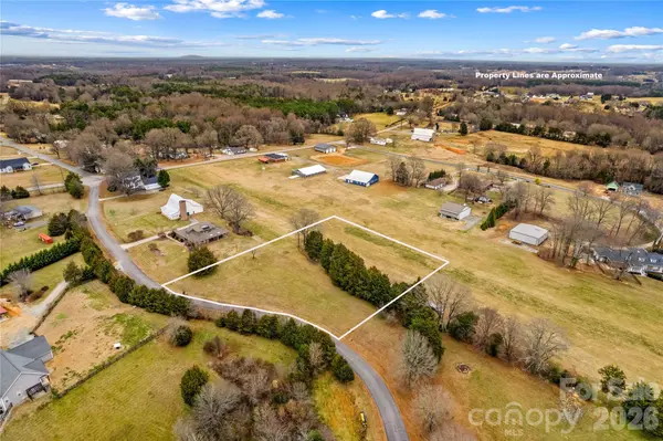 125 Cloud Top LN, Mooresville, NC 28115