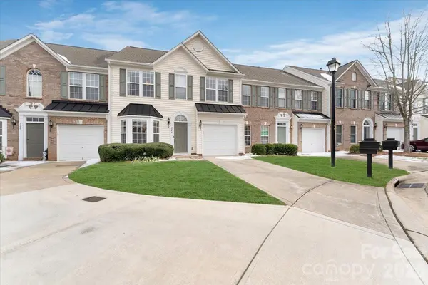 7948 Mariners Pointe CIR, Denver, NC 28037