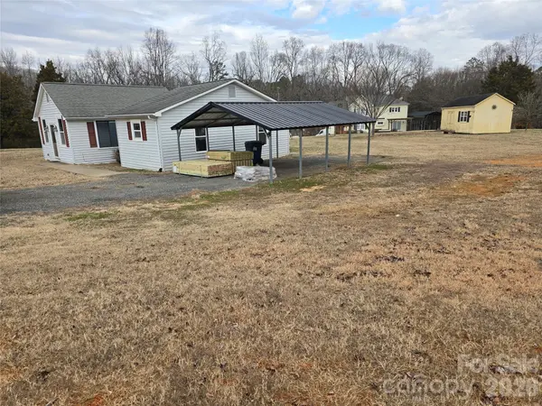 7630 Crestwood DR, Kannapolis, NC 28081