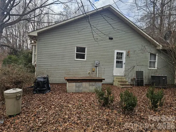 130 Eagles Nest LN, Statesville, NC 28625
