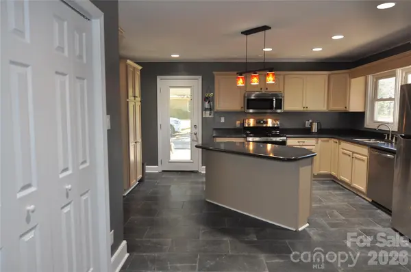 109 Shamrock DR, Chester, SC 29706