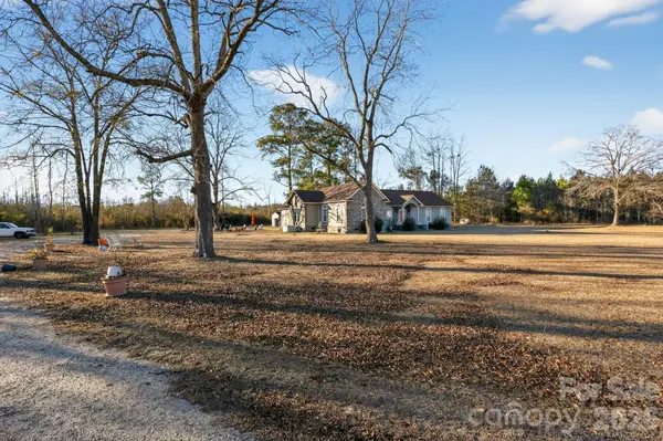 2420 N Governor Williams HWY, Darlington, SC 29540