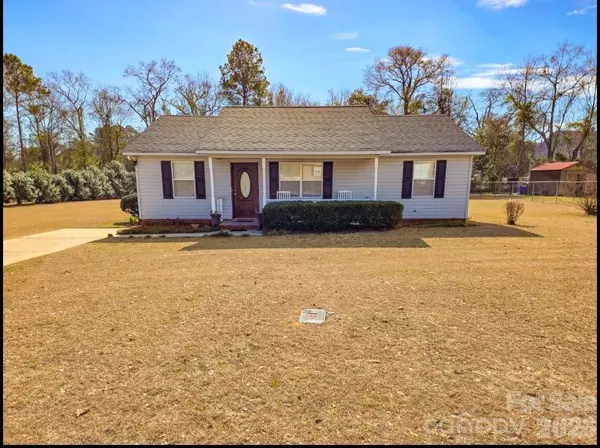 3313 Annie ST, Dalzell, SC 29040