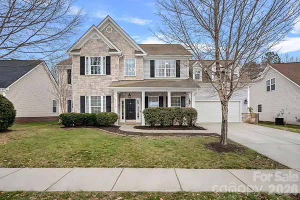5710 Kirkwynd Commons DR, Charlotte, NC 28278