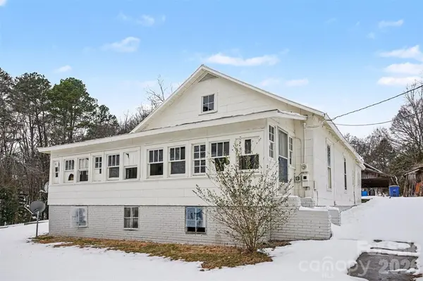 540 S Halifax ST, Mount Pleasant, NC 28124