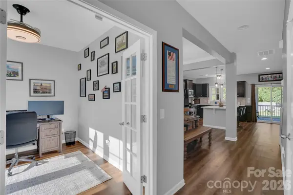105 Madison CT, Camden, SC 29020