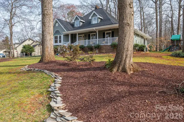 402 Belwood DR, Belmont, NC 28012