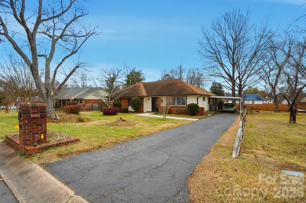 7500 Fox Hunt RD, Charlotte, NC 28212