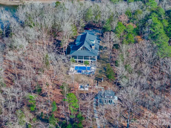 2207C Horton Cove Lake Water RD, Camden, SC 29020