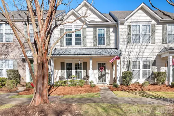 9542 Glenashley DR, Cornelius, NC 28031