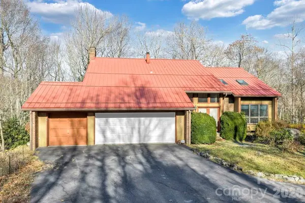 358 Devonwood DR, Boone, NC 28607