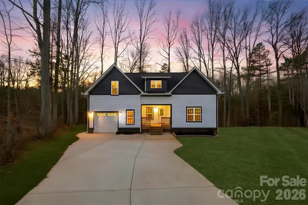 1005 Osprey LN, China Grove, NC 28023