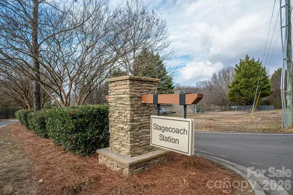3606 Clover Valley DR, Gastonia, NC 28052