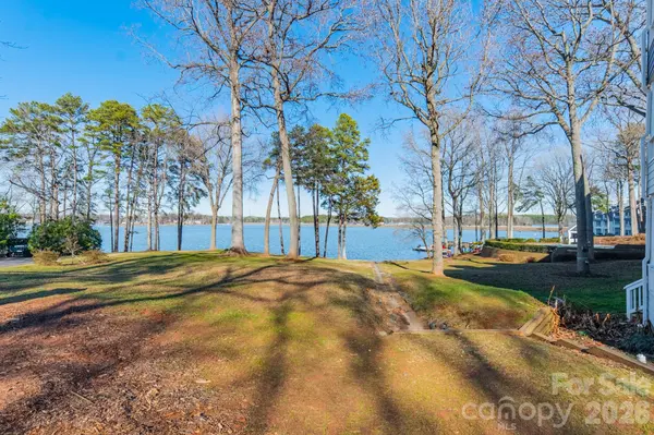 306 Northwest DR, Davidson, NC 28036