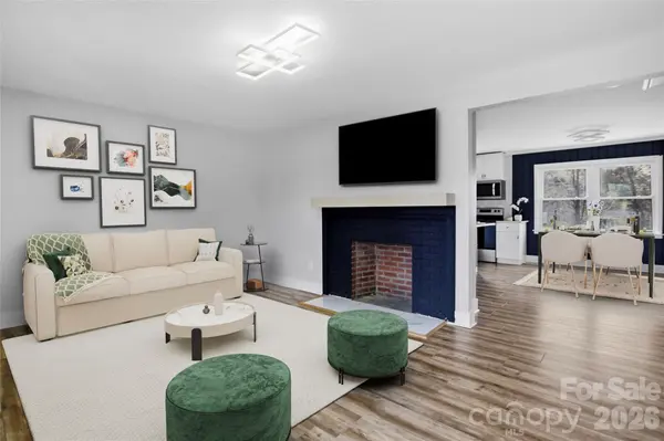 423 S Rhyne ST, Dallas, NC 28034