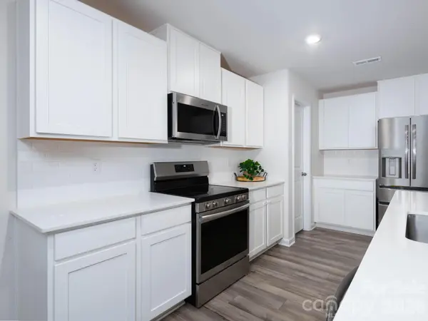 2925 Legacy Ridge LN, Catawba, NC 28609