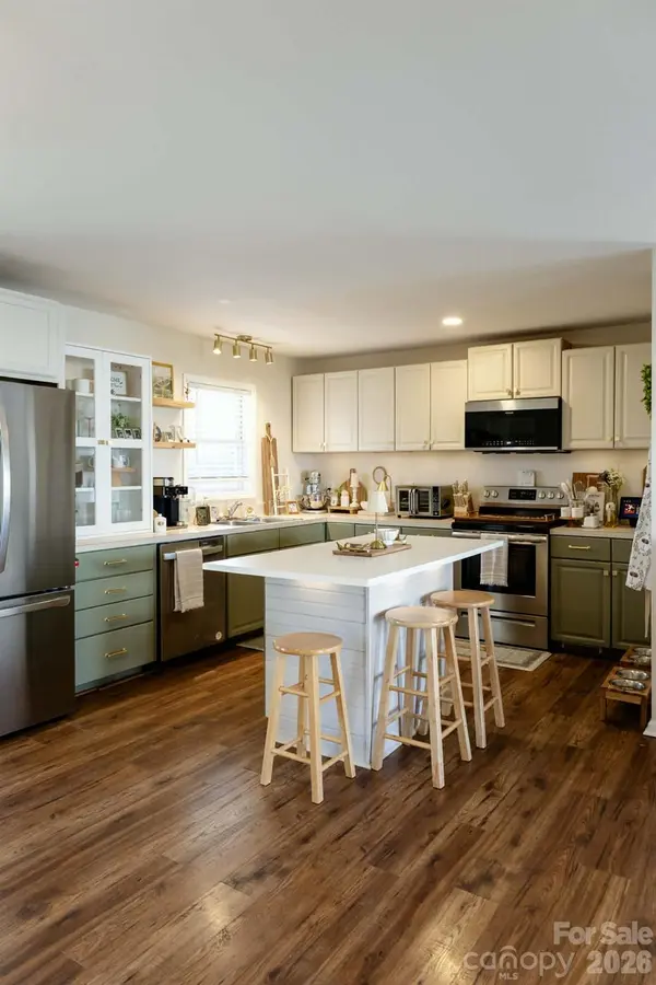 202 E Rice ST, Landis, NC 28088