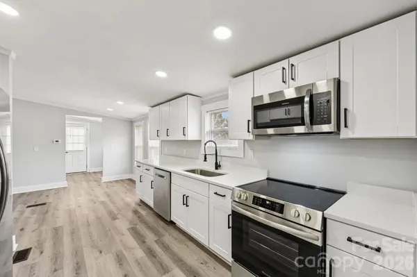 10372 Turnplow DR, Davidson, NC 28036