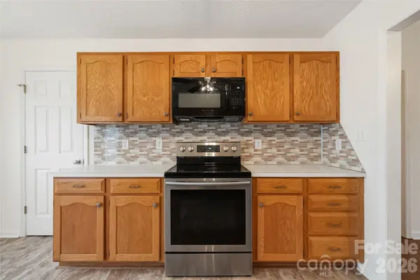 1808 Cameron Heights CIR, Denver, NC 28037