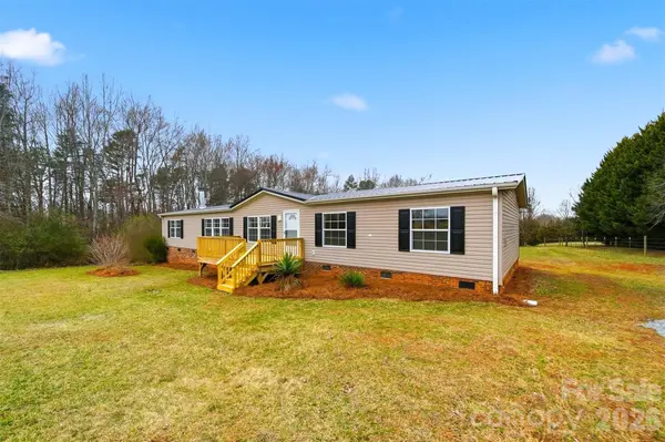 3150 Cranberry RD, Boonville, NC 27011