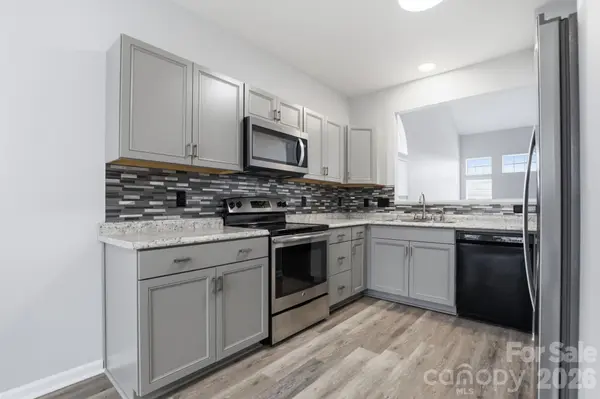 7978 Mariners Pointe CIR, Denver, NC 28037