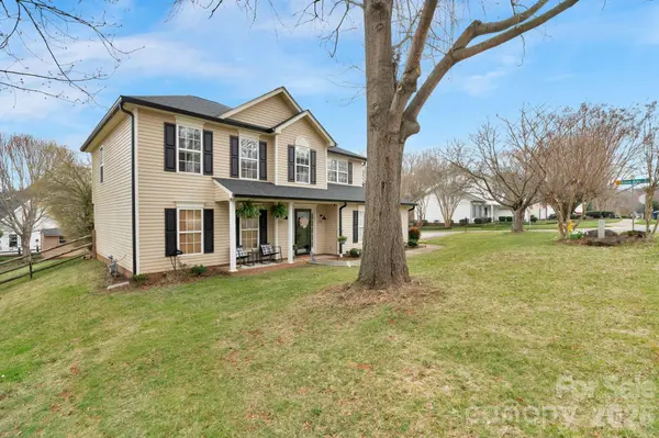 8531 Fox Tail LN, Huntersville, NC 28078