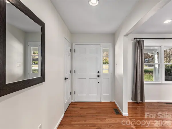 58 Braddock WAY, Asheville, NC 28803