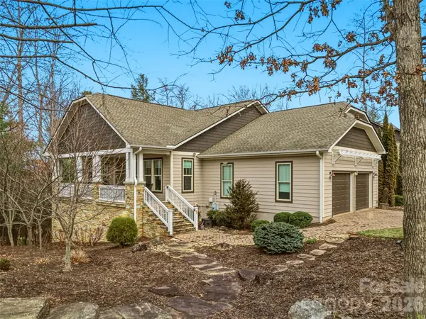 70 Greenwells Glory DR, Biltmore Lake, NC 28715