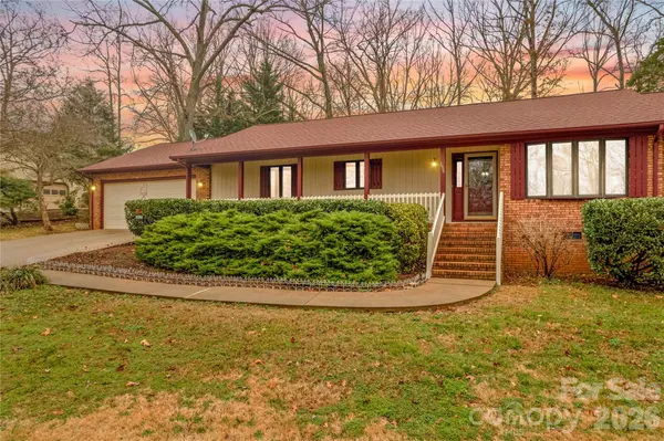 156 Eastwood DR, Statesville, NC 28625