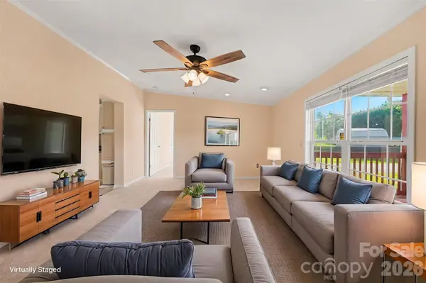 100 Acreview LN, Maiden, NC 28650