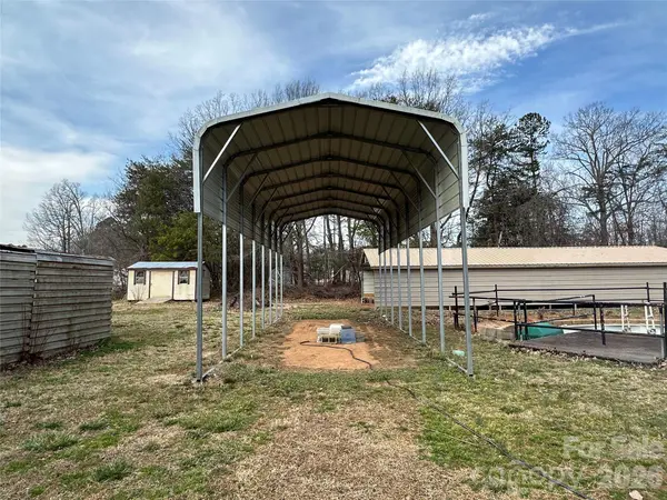 4621 Buffalo Shoals RD, Maiden, NC 28650