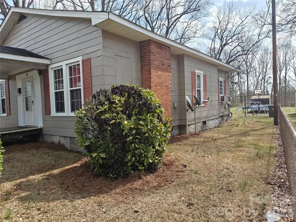 105 Long Ferry RD, Spencer, NC 28159